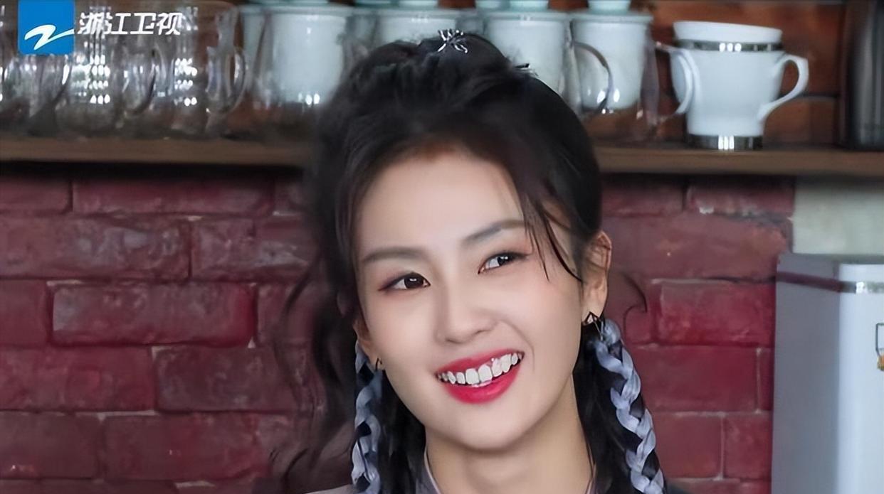 奔跑吧兄弟|蔡徐坤退出又怎样?《跑男》照样笑傲收视榜首:哪有什么不可替代