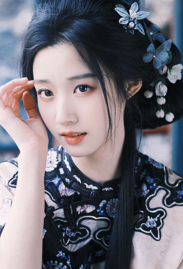 于正内涵祝绪丹放鸽子,用词阴阳怪气,也不看看对方导演是谁