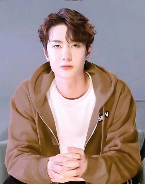 易烊千玺|王一博与易烊千玺对比又被嘲,名气大过实力