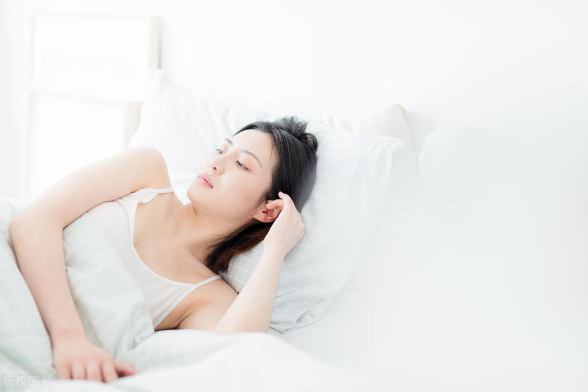 瘦子练肌肉不是光顾着练就行,晚上做好4件事情,才更容易长肌肉