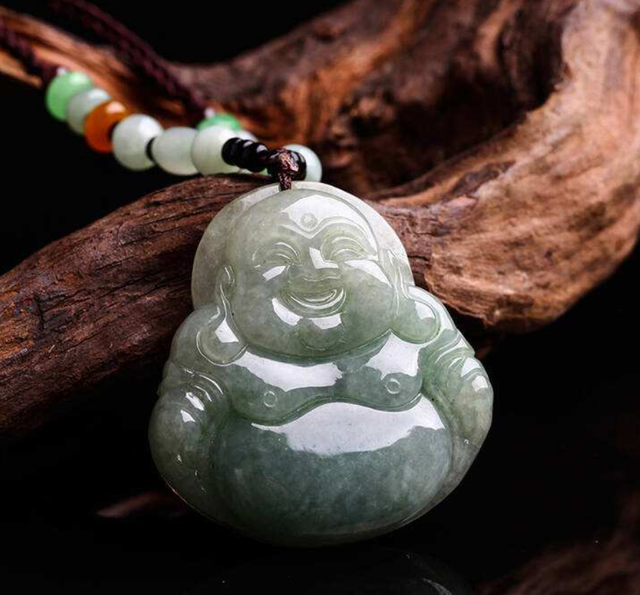 玉雕|万千玉雕师止步于此，看似简单的玉雕开脸到底有多难？