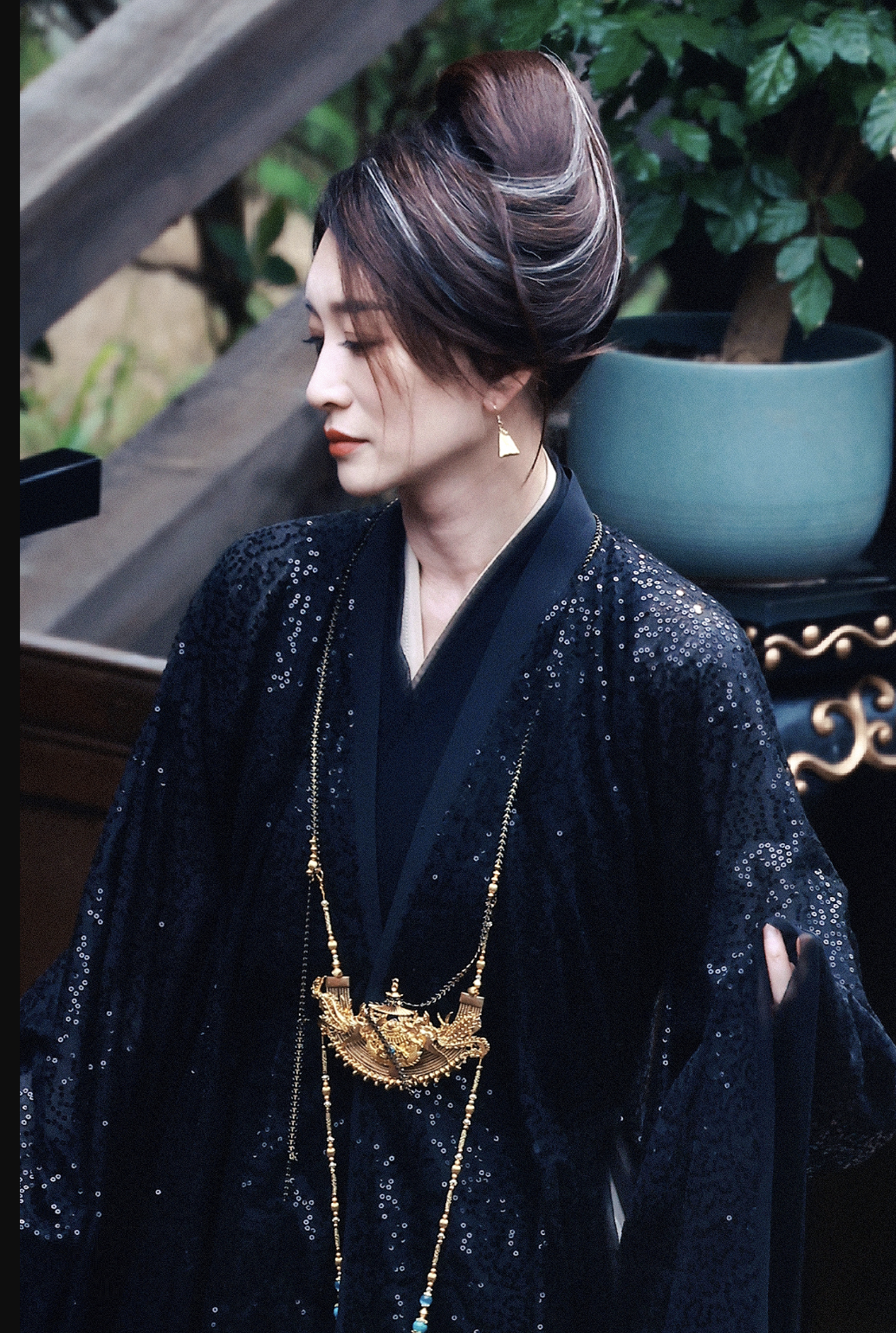 《庆余年2》新照：叶灵儿太飒，毛晓彤美翻，郭麒麟发福像郭德纲