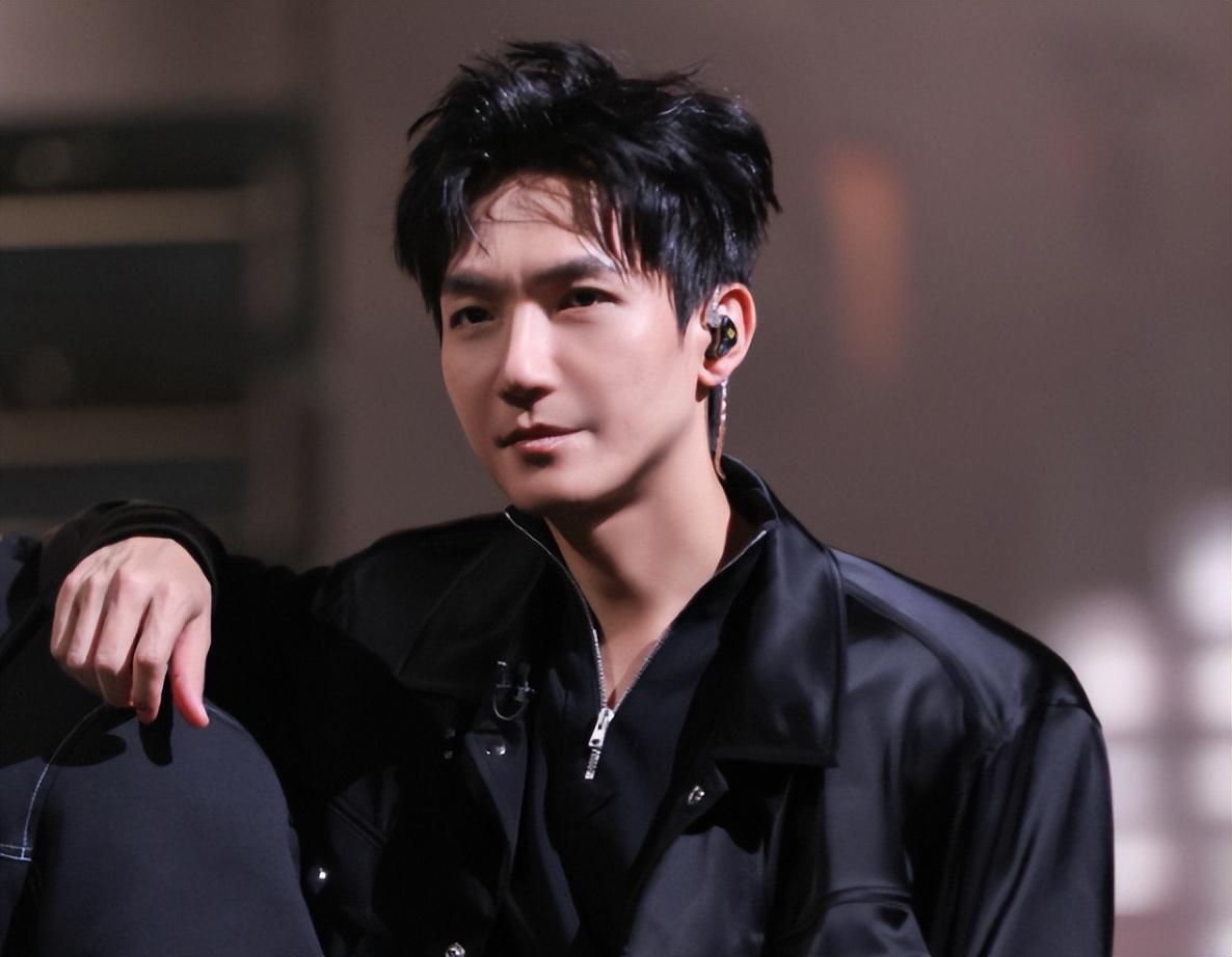 《披荆斩棘》后，陈楚生迎来首个常驻音综，可网友却担心他的表现