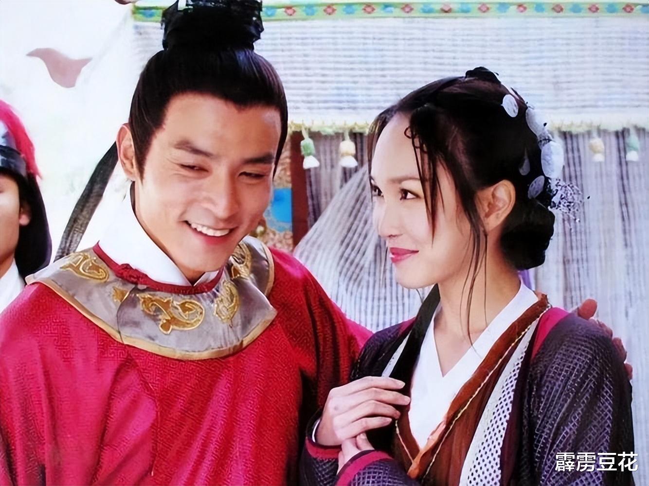 范文芳|52岁范文芳穿泳衣出镜,体型白嫩亲吻老公,曾演小龙女气质清冷