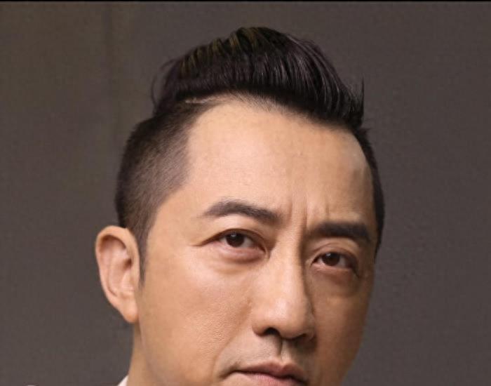 网传庾澄庆突发心脏病去世,小14岁娇妻赶赴现场,经纪人已经回应了