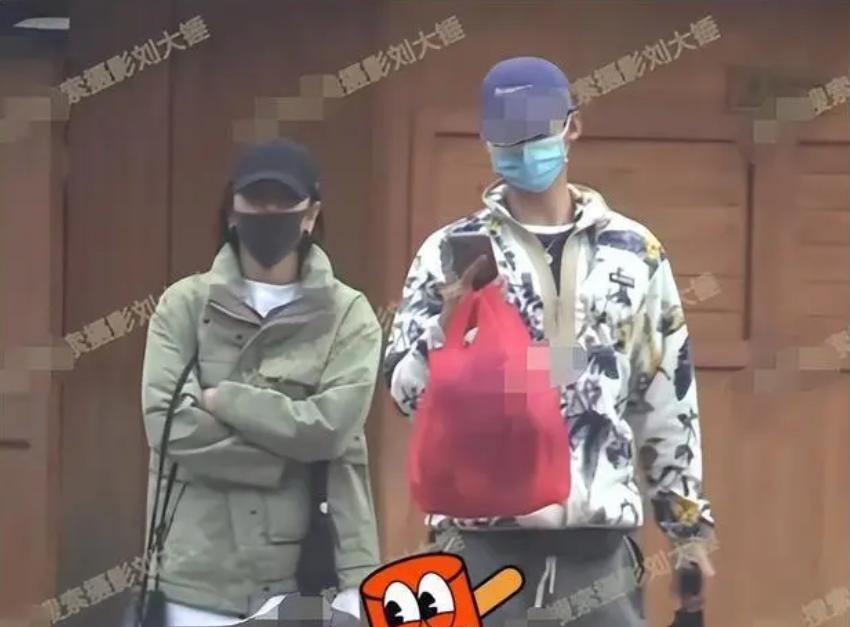张雨绮|张雨绮带男友接娃放学!二人已同居,恋爱频率堪称“女版王思聪”