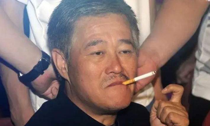 王小利儿子结婚礼单曝光:赵本山200万,宋小宝88万、小沈阳6.6万