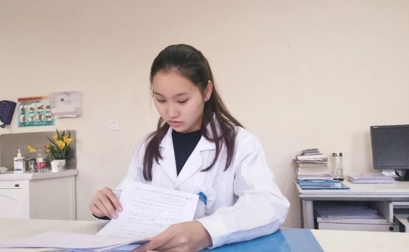 三级甲等医院|多地三甲医院招聘遇“滑铁卢”,报名人数寥寥无几,原因叫人清醒