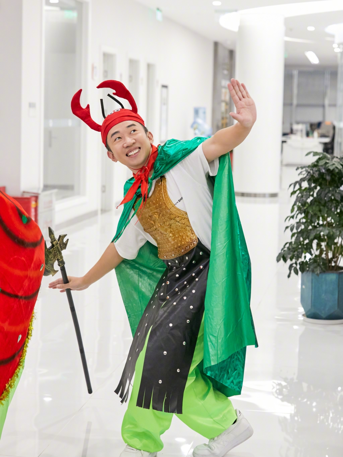 杨迪|曝杨迪同性恋爱瓜！相恋多年前任疑似是男性，相关小号遭网友扒出