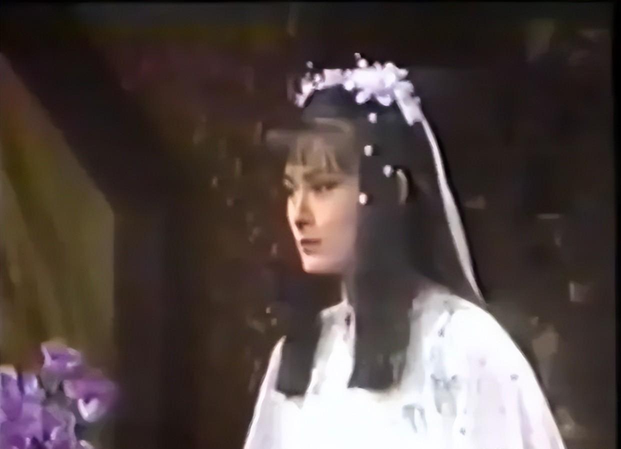 终于理解陈晓了，如果是这个造型出演小龙女，陈妍希就不会被骂了