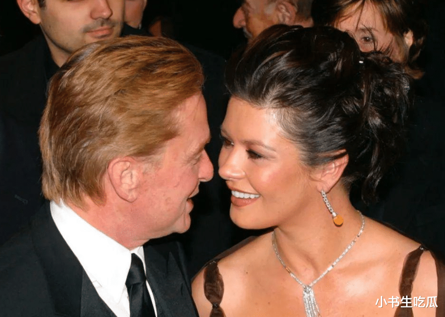 泽塔·琼斯：忍了花心老公23年，一双儿女都没能遗传她的高颜值