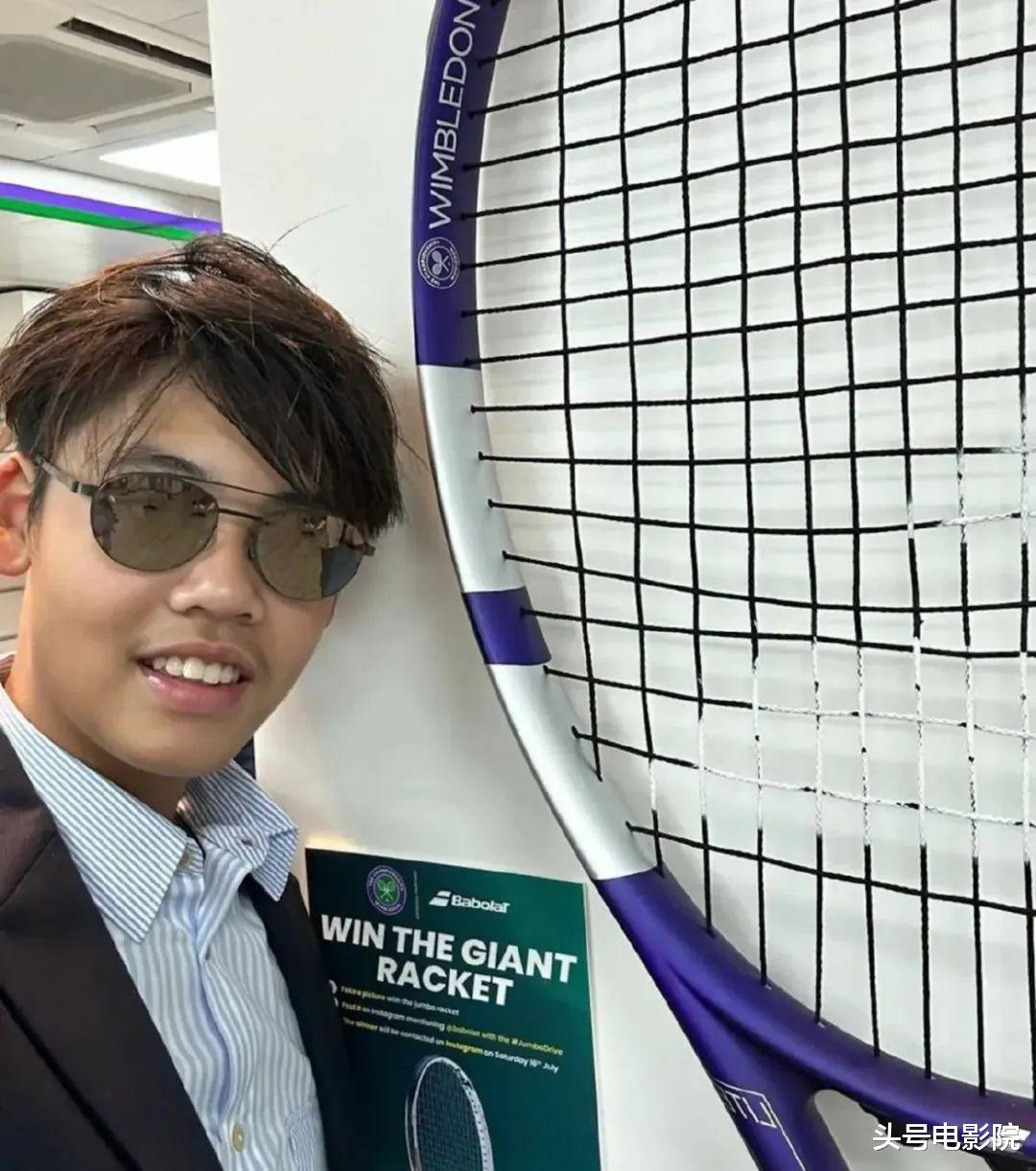 两大豪门公子曝光!梁洛施长子更像李嘉诚,李嘉欣12岁儿子太成熟