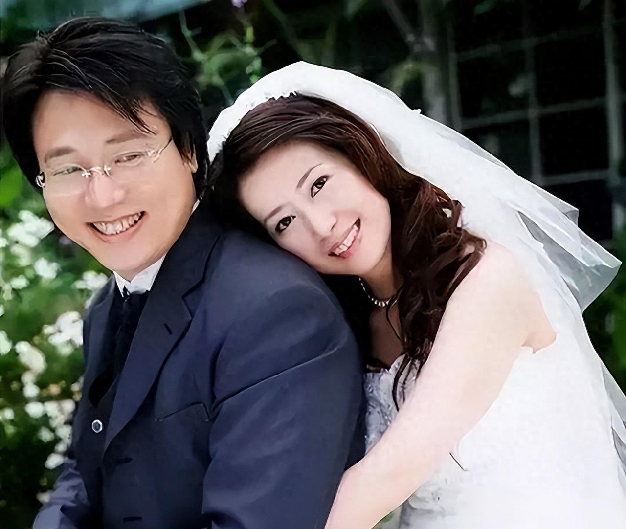 知名女星被曝出轨女助理,前夫下场狂撕,11岁的儿子出面力挺