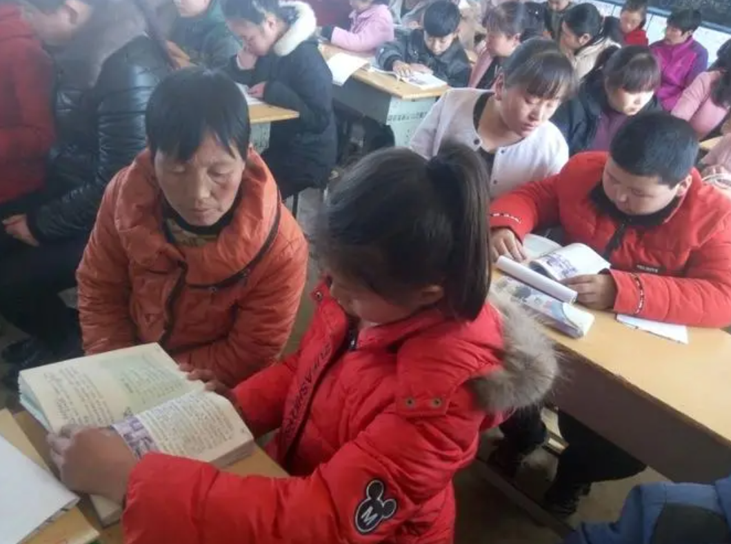 烤肉|不爱吃不能扔吗？一盒寿司引起口水大战，母亲陷入众矢之的