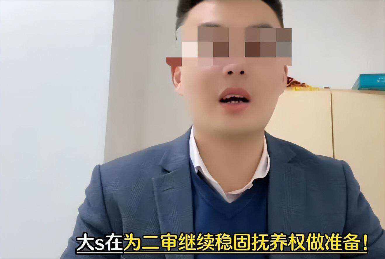 具俊晔|具俊晔新广告登上公交车，大小S激动发文！网友：要成巨星了？