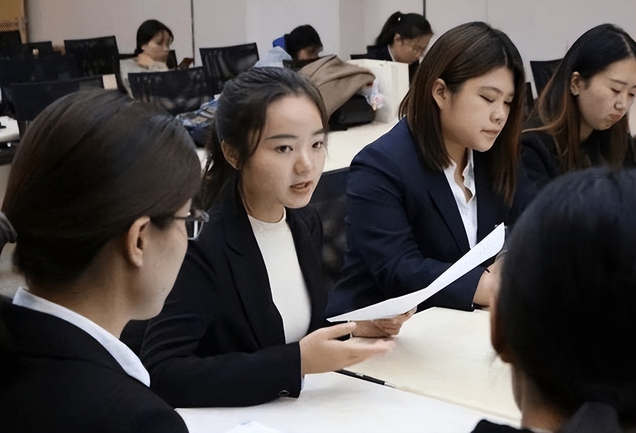 工作难找,越来越多人告诫今年不要离职,我们正在经历“老板荒”