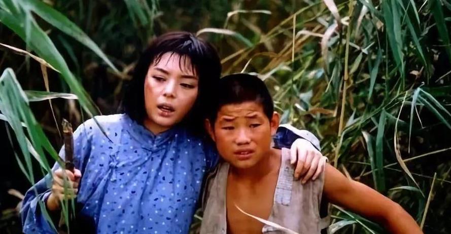 《小兵张嘎》中的穿帮镜头，整整骗了我一个童年，导演你认真的吗