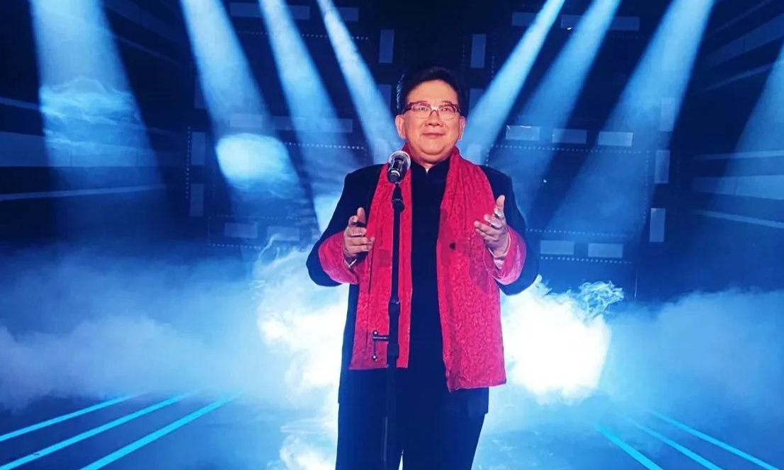 曹可凡|曹可凡透露东视迎春主持阵容,网友:家底都出尽也就凑了六个!