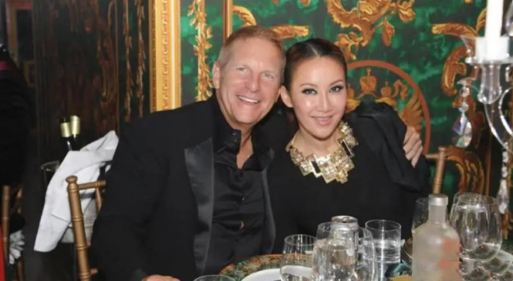 Bruce人设反转?好友发声曝光李玟与老公相处内幕,信息量超大男方并非负心汉