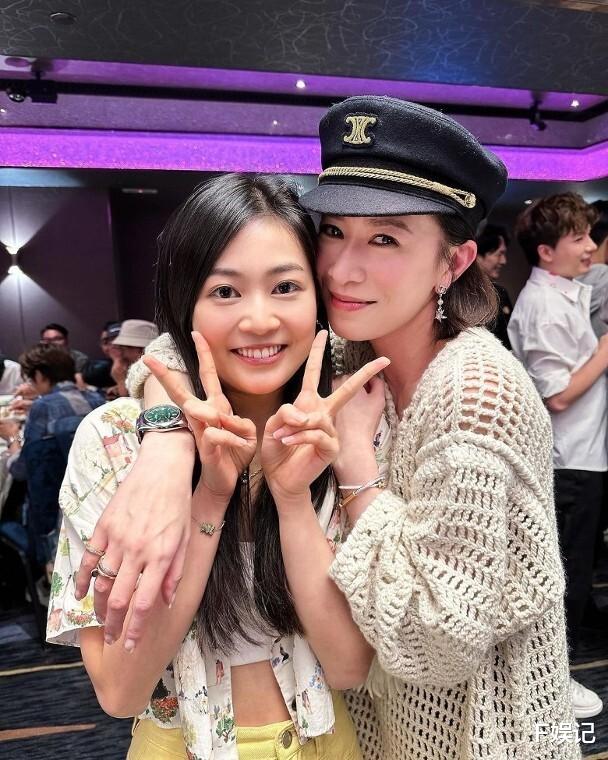 佘诗曼|佘诗曼回巢TVB拍戏赢尽人心 杀青宴拿过万抽奖超20人中奖