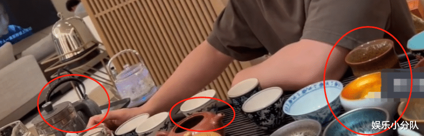 曝黄晓明豪宅内景太奢华!古董级紫砂随手放,客厅面积超百平