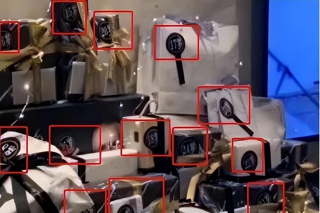 旺旺|白马会所覆灭记：无数富婆疯狂砸钱，19年因“头牌鸭王”一夜倒闭