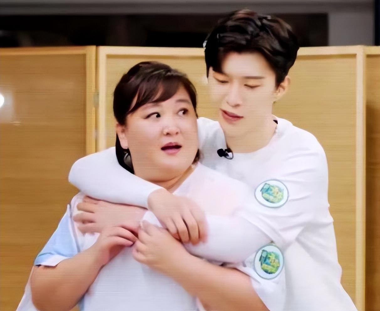 贾玲|大V实名举报贾玲给范丞丞生子!北京台台长说的,男方已经回应!