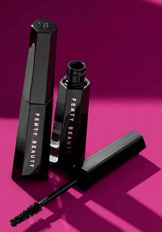 万圣趴一触即发 “捣蛋鬼”浓妆登场！