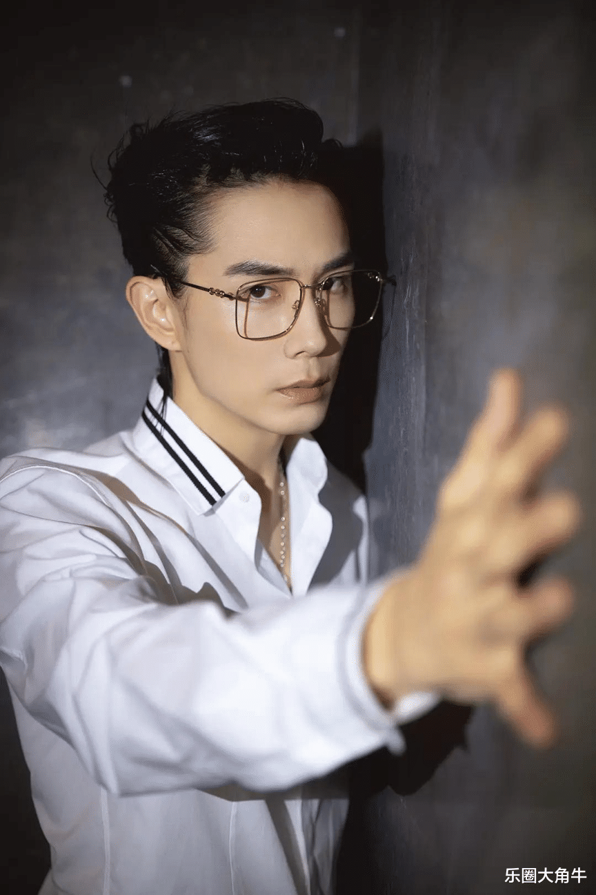 嫁给李承铉9年,安以轩仍是戚薇心中的一根刺,咽不下也取不出