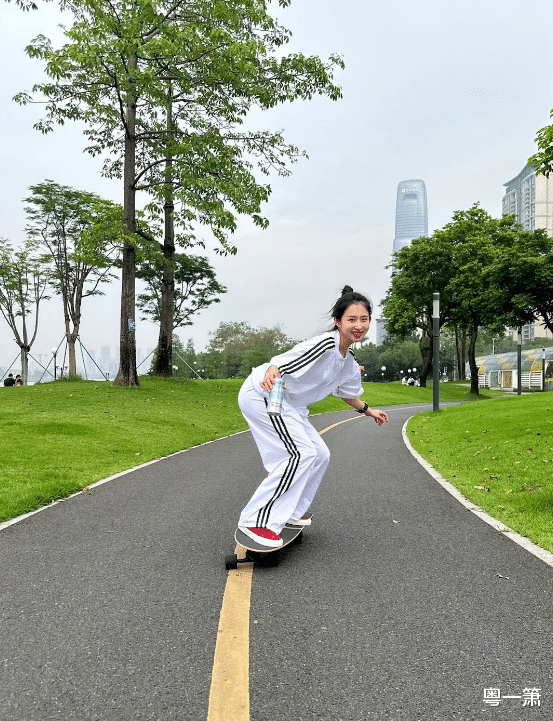 阿娇|《外来媳妇本地郎》罗飞雁，戏中与康天庥相爱五年，戏外感情成谜