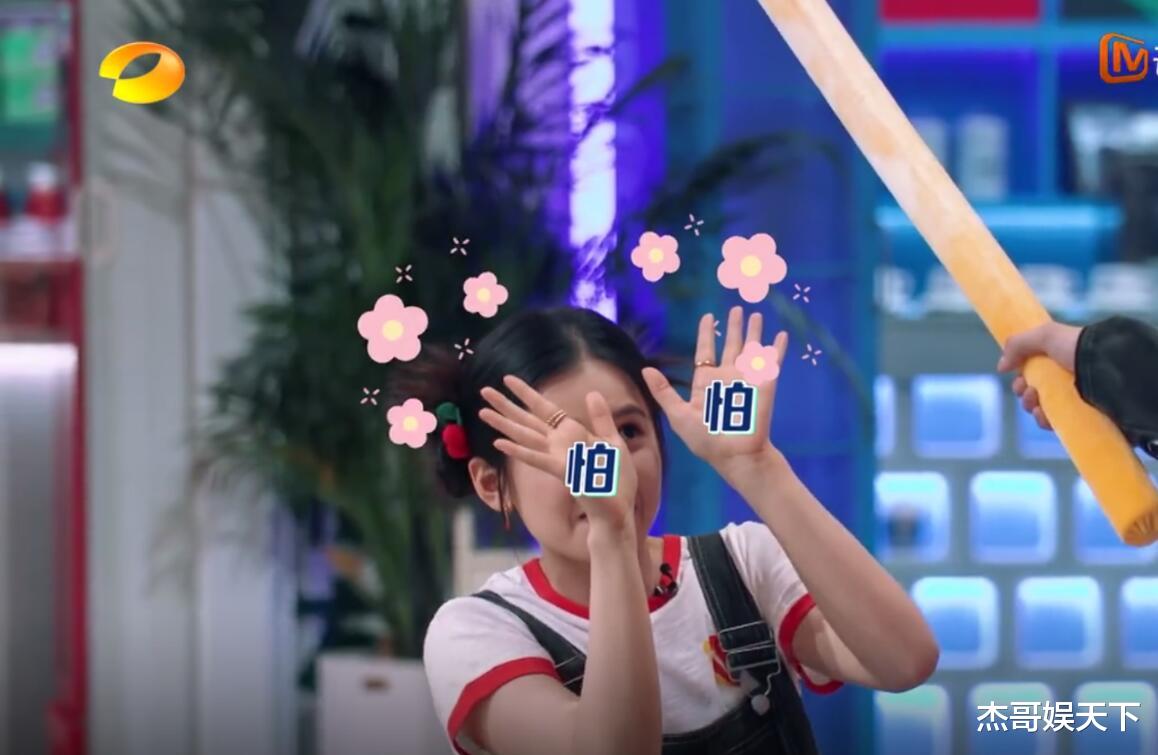 檀健次|秦霄贤的“下不去手”,檀健次的“吃不下”,让《星期六》封神了