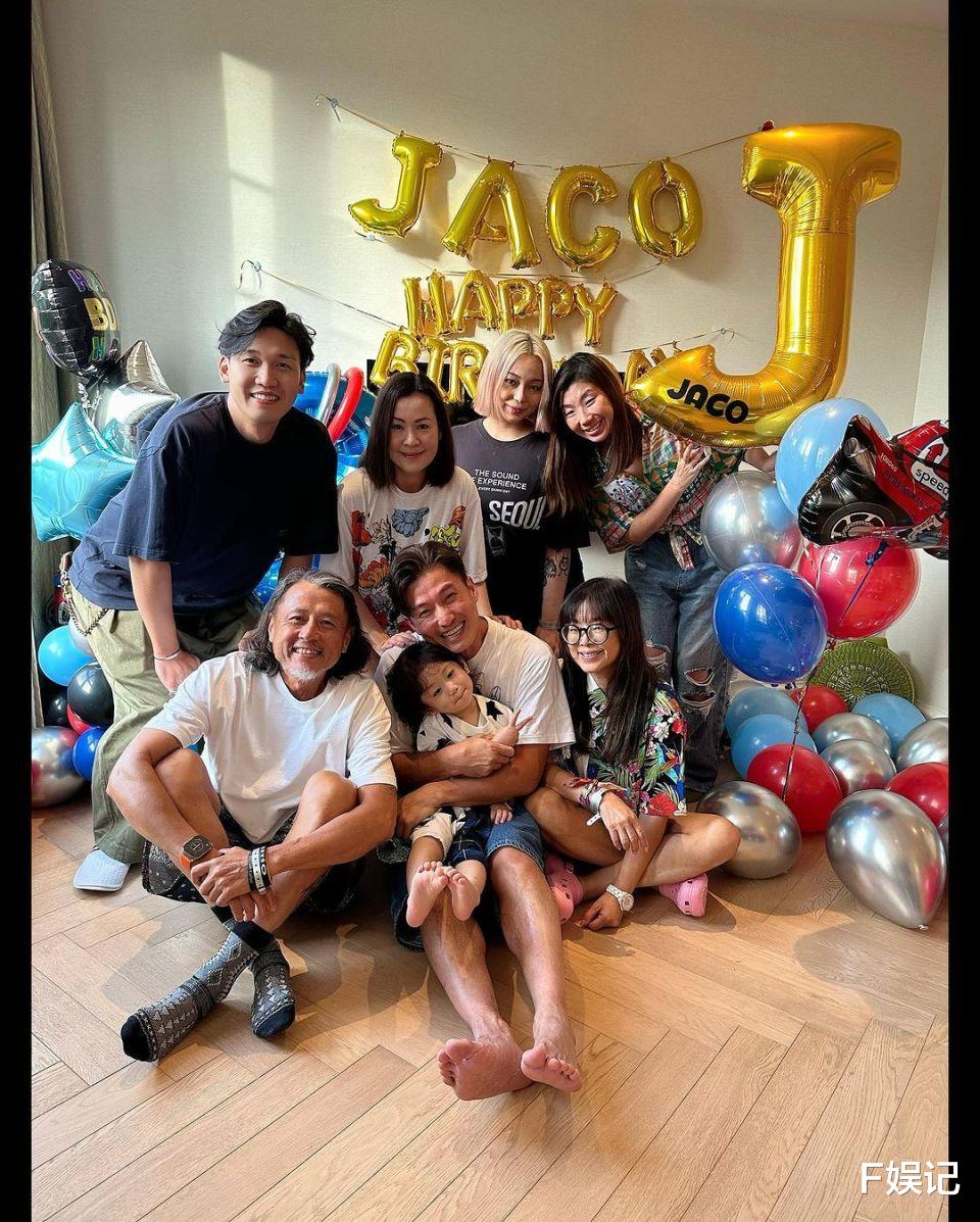 陈山聪一家人开派对为儿子庆祝3岁生日 疼爱儿子送名贵生日礼物