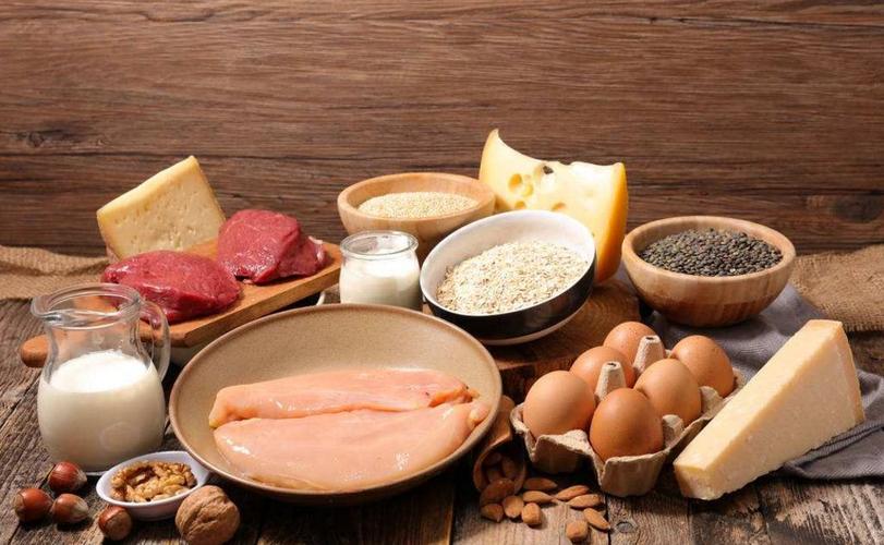 牛肉|建议女性:若不差钱,多吃这4样美食,低脂高蛋白,越吃越年轻