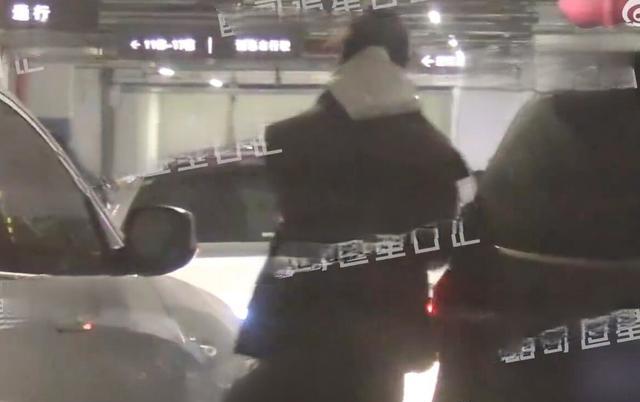 恋情再曝光？陈伟霆连续三天回何穗家住，两人按摩后坐同辆车回家