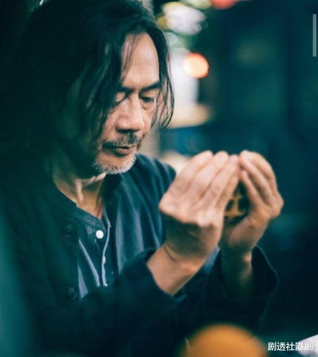 表情僵硬!65岁TVB绿叶承认医美微调,自认效果满意却不获观众认同