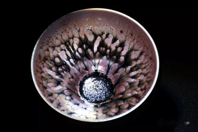 建盏|昨天说建盏都是艺术品，那么普通人玩不起？