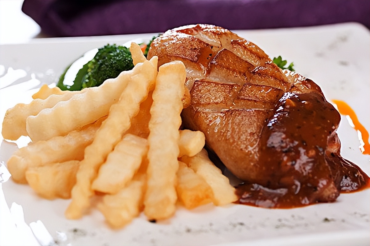 让人一周胖1斤的超加工食物，你可能天天在吃，过年不要再碰了