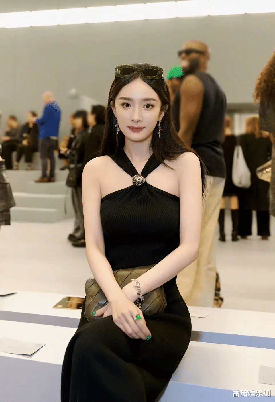 娱乐圈最尴尬大瓜，在“杨幂的鞋合适不合适只有脚知道”上公布