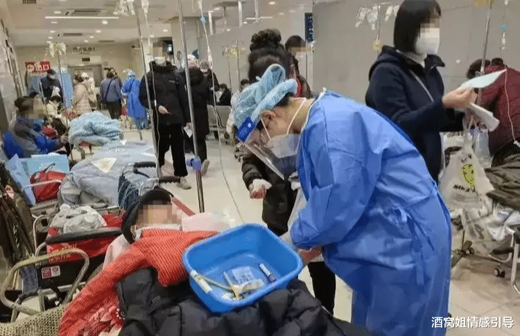 专家称：因为基础病导致的死亡的，不归为新冠导致的死亡
