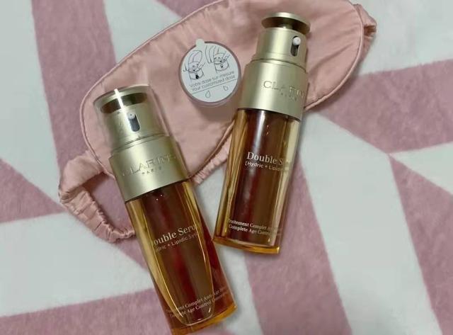 精华液推荐：深层补水美白柔滑肌肤和紧致毛孔，令肤质水润有光泽