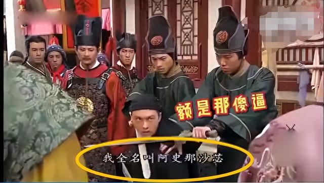 这些侮辱观众智商的镜头:伸裤裆摸手雷我忍了,子弹拐弯真忍不了