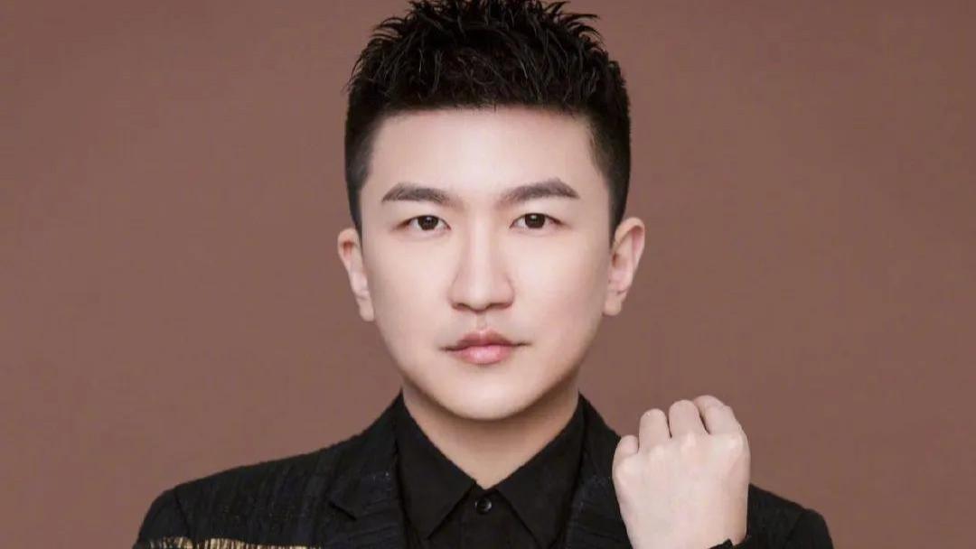 张大大|张大大发布工作室招聘信息，看到薪资待遇后，网友：还不如进厂