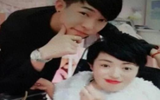 袖珍女李喜梅大婚嫁演员，陪嫁千万冒死生娃，公婆表情真是一言难尽