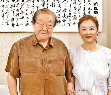 刘亦菲内衣照曝光，却被骂是擦边女？