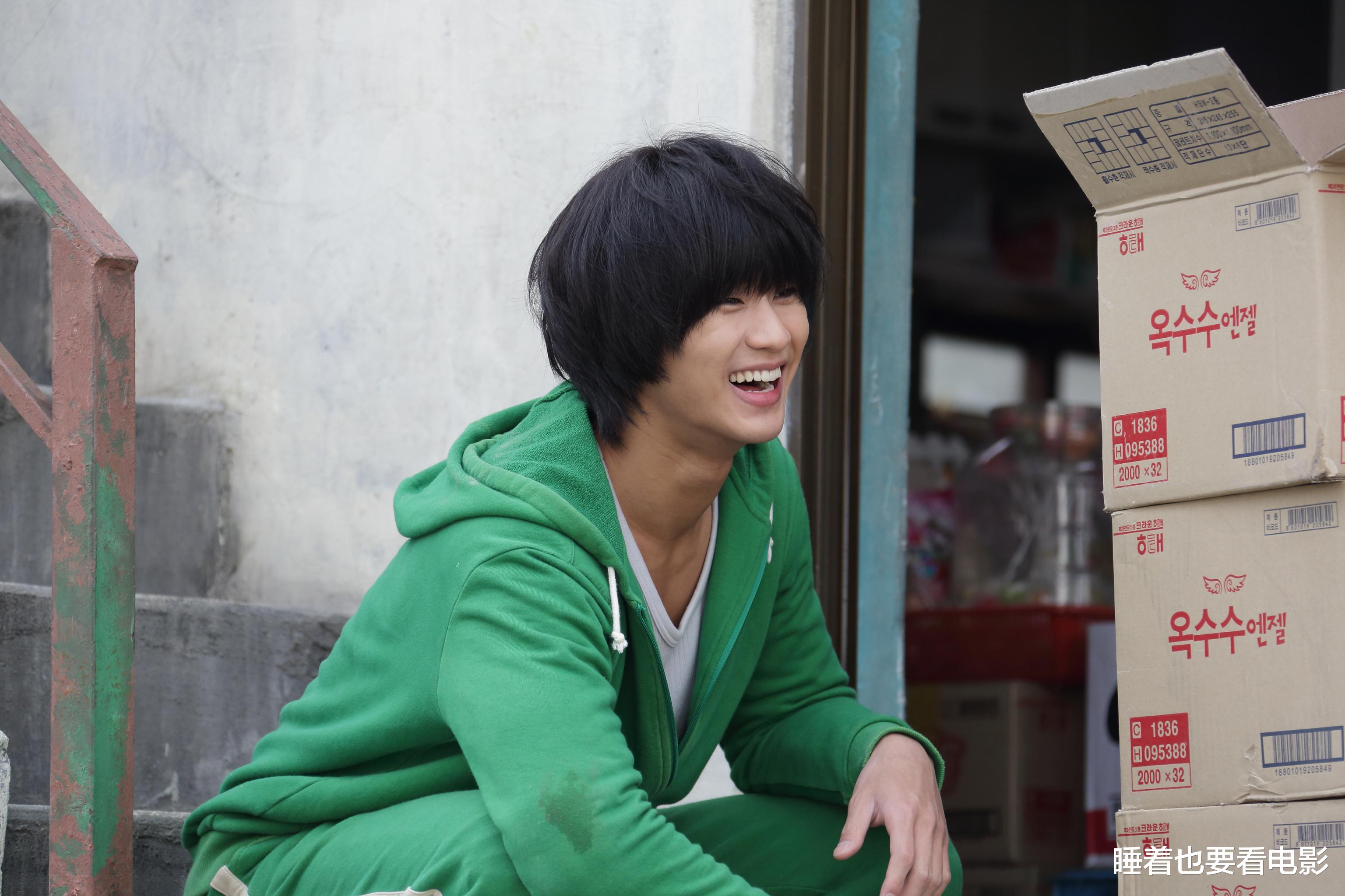 张丹峰|金秀贤晒女儿出生照,被网友批评犯了常识错误全智贤大方送祝福!