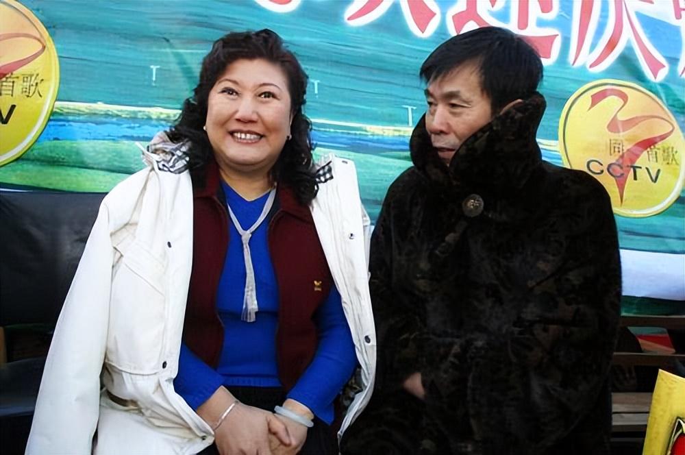 何庆魁:和小品演员高秀敏结婚却出轨,75岁被儿子爆料是"老嫖客"