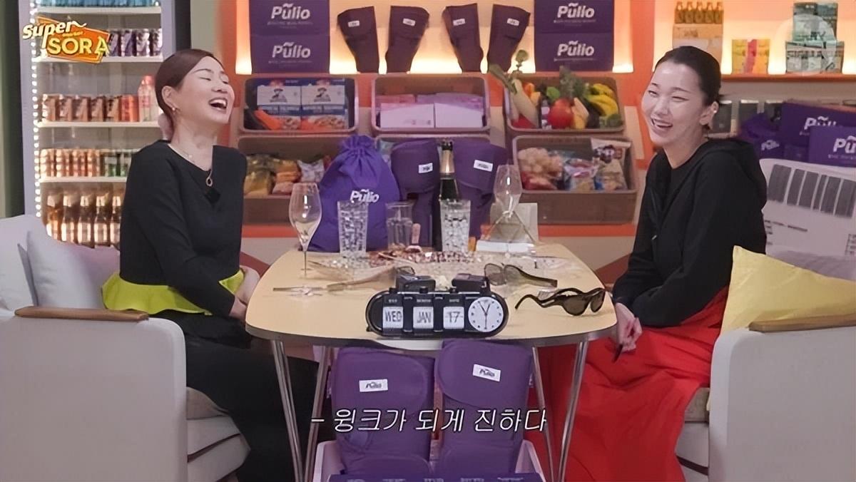 韩国知名女星爆料,时装秀上被迫穿得暴露,让自己很受伤