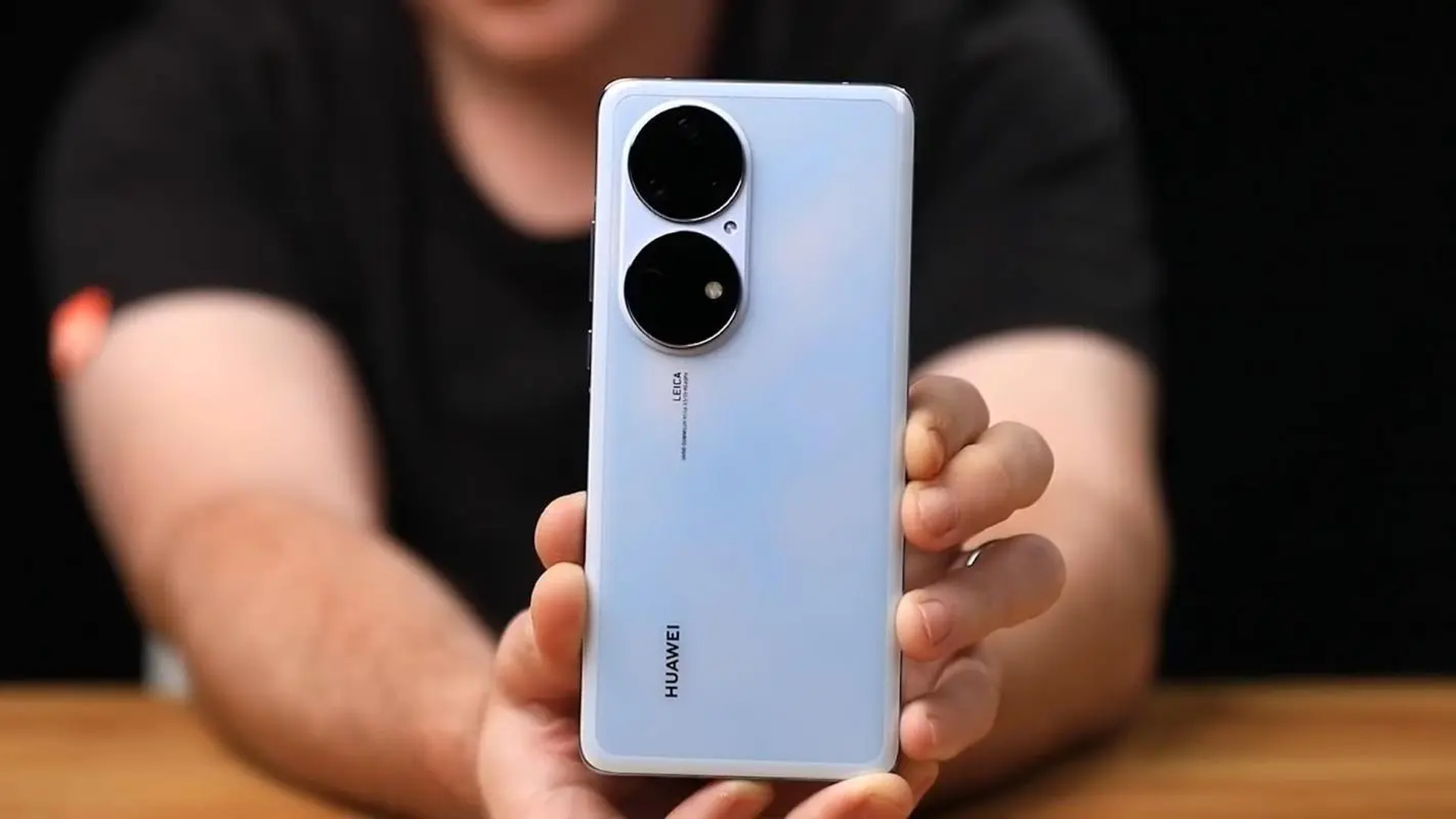 苹果|2个消息传来，苹果扯下华为的“遮羞布”，专家的话难道是假的？