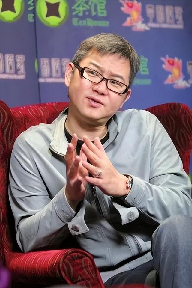 赵川|主持人赵川：经历过2段不幸的婚姻，娶小16岁空姐也幸福