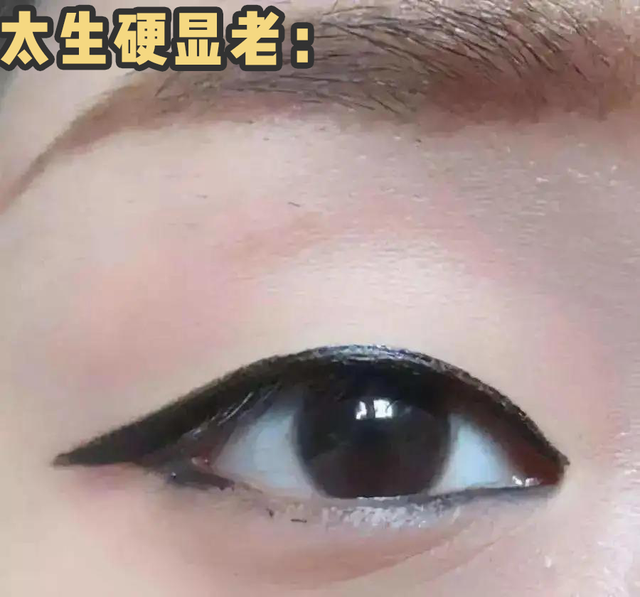 化妆 女生必学的化妆技巧!普通女孩也能快速变美